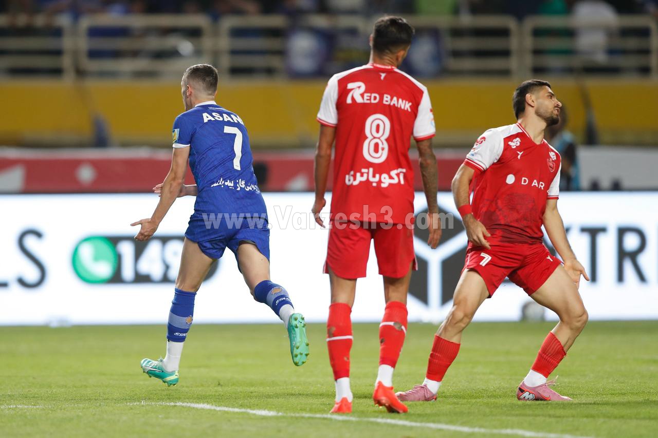 2532404