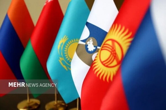 پذیرش روبل در تجارت با روسیه، بلاروس و ارمنستان؛ انتقال پول روان است