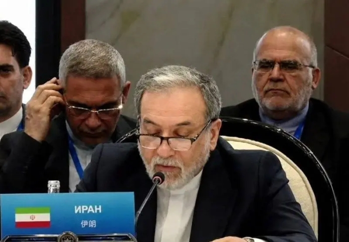 عراقچی: امنیت با مداخله نظامی به دست نمی‌آید