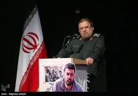 سرلشکر ایزدی: ناو هواپیمابر آمریکا را با موشک هدف قرار دادیم