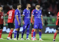 پنجاهمین بازی سامان فلاح با پیراهن آبی/ مدافع استقلال در 25 سالگی رکورد خلق کرد