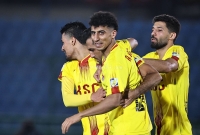 نمایش موفق مدافع جوان فولاد؛/ پرواز امین، بالاتر از کاپیتان پرسپولیس! (عکس)